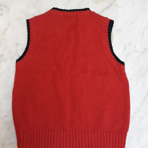 Good lad red vest - Picture 3 of 3